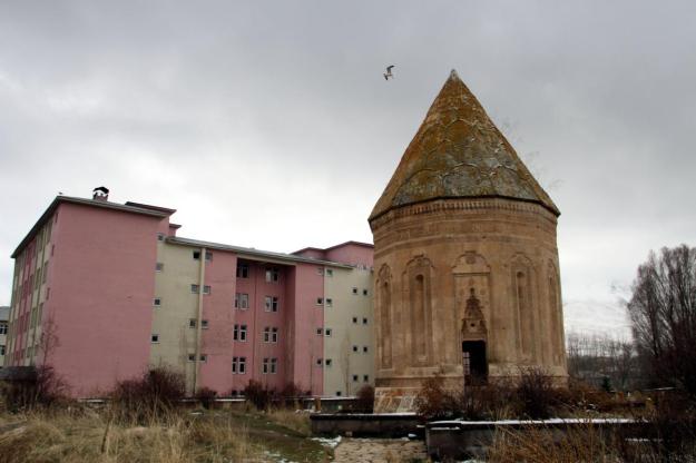 s-027a153001a9474ae4b981bf8aaec141fcfcfd00